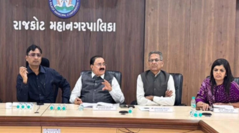રાજકોટમાં ટ્રાફિક દબાણ ઘટાડવા માર્ગ વિસ્તરણને આગળ વધારવા ધારાસભ્યોનો દબાવ