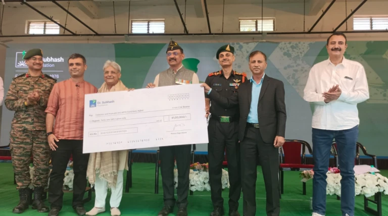 સૈનિકોના સન્માનમાં સુભાષ ફાઉન્ડેશનનું સરાહનીય યોગદાન, સશસ્ત્ર સેના ધ્વજદિન ભંડોળમાં રૂ. 41 લાખનું અનુદાન