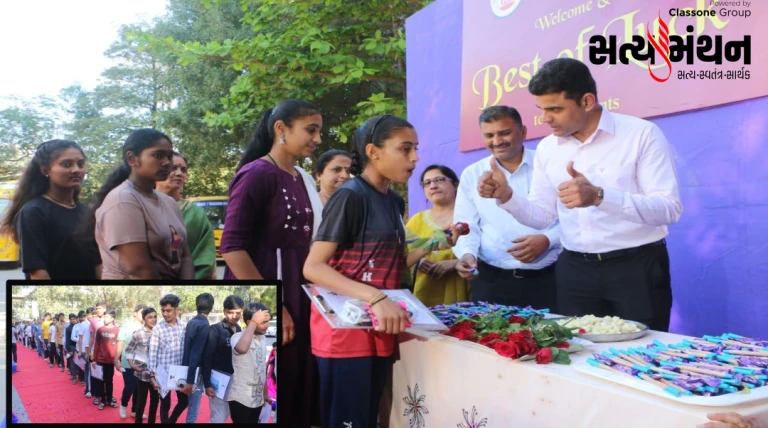 રાજકોટમાં બોર્ડ પરીક્ષાનો શાંતિપૂર્ણ પ્રારંભ, કલેક્ટર ડો. ઓમ પ્રકાશે વિદ્યાર્થીઓને આપ્યું આત્મવિશ્વાસનું સંદેશ