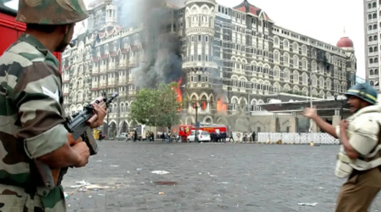 26/11 હુમલો: કસાબ જીવતો પકડાયો ન હોત તો પાકિસ્તાનના આતંકી ચહેરાનું સાચું સત્ય દુનિયા સમજી ન શકેત