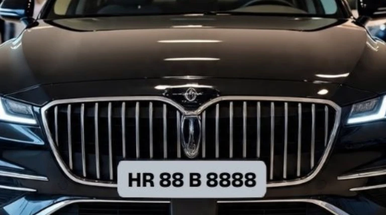 શોખ બડી ચીજ હૈ: કારના નંબર 'HR 88 B 8888' માટે ચૂકવ્યા રૂ.1.17 કરોડ, દેશનો સૌથી મોંઘો VIP નંબર