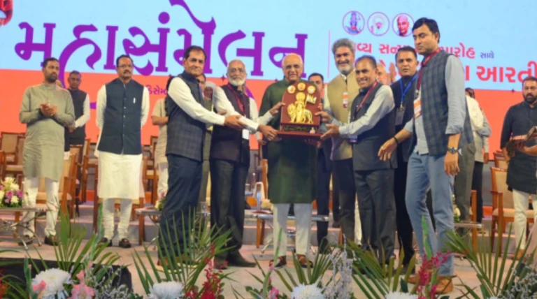 મુખ્યમંત્રી ભૂપેન્દ્ર પટેલની ઉપસ્થિતિમાં અમદાવાદ ખાતે સૌરાષ્ટ્ર લેઉવા પટેલ સમાજનું ભવ્ય મહાસંમેલન યોજાયું