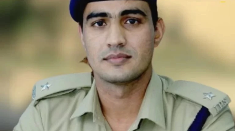 રાજકોટ પોલીસની ઝડપી મદદથી વ્યાજખોરોના ત્રાસમાં ફસાયેલ યુવાનની જાન બચી, પ્રયાસોની પ્રશંસા