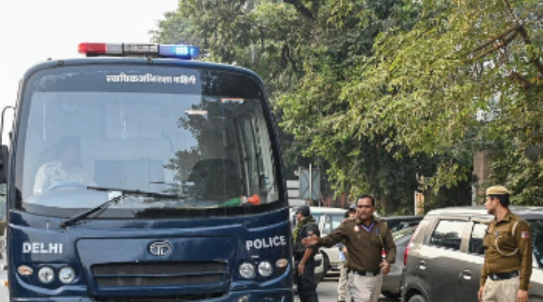 દિલ્હી લાલ કિલ્લા વિસ્ફોટ કેસમાં NIAએ જમ્મુ-કાશ્મીર અને ઉત્તર પ્રદેશથી ચાર નવા મુખ્ય આરોપીઓ ઝડપી પાડ્યા