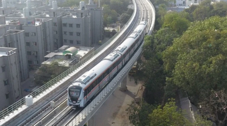 અમદાવાદમાં IND vs SA ની છેલ્લી T20 મેચ, દર્શકો માટે મેટ્રોએ સમયપત્રકમાં કર્યો મોટો ફેરફાર જાહેર કરાયો