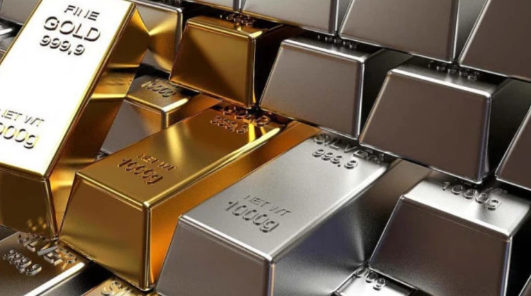 ચાંદીમાં 8,600 અને સોનામાં 1,300 રૂપિયાનું જોરદાર ઉછાળું, બજારમાં ફરી તેજીનું તોફાન