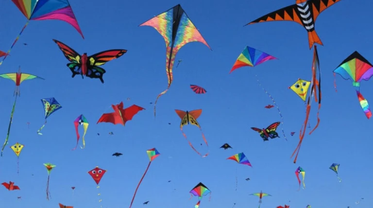 સુરતના રિવરફ્રન્ટ પર યોજાનારા ઈન્ટરનેશનલ કાઈટ ફેસ્ટિવલમાં દેશ-વિદેશના 94 પતંગબાજો લેશે ભાગ