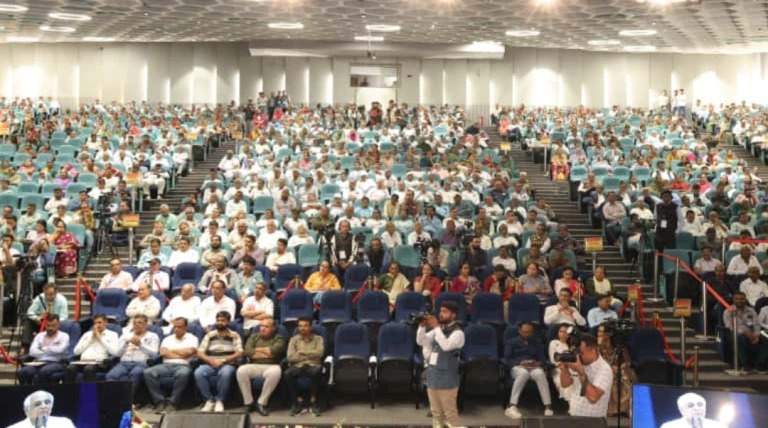 ગુજરાતના ખેડૂતોને પ્રધાનમંત્રી કિસાન સન્માન નિધિ યોજનામાં ₹986 કરોડની સીધી આર્થિક સહાય વિતરણ કરવામાં આવ્યું