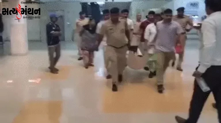 સુરત ફેમિલી કોર્ટમાં દિલ દહોળી દેતી ઘટના: ભરણપોષણ કેસ દરમિયાન પતિએ પત્ની પર એસિડ ફેંક્યું, પોતે પણ ઝેર ગટગટાવ્યું