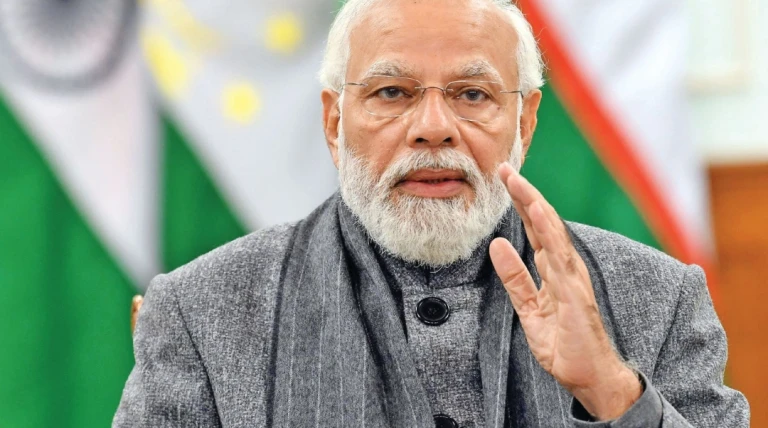 વડાપ્રધાન મોદી G-20 સમિટમાં ભાગ લેવા દક્ષિણ આફ્રિકા રવાના: વૈશ્વિક મુદ્દાઓ પર ભારતની દૃઢ ભૂમિકા રજૂ થશે