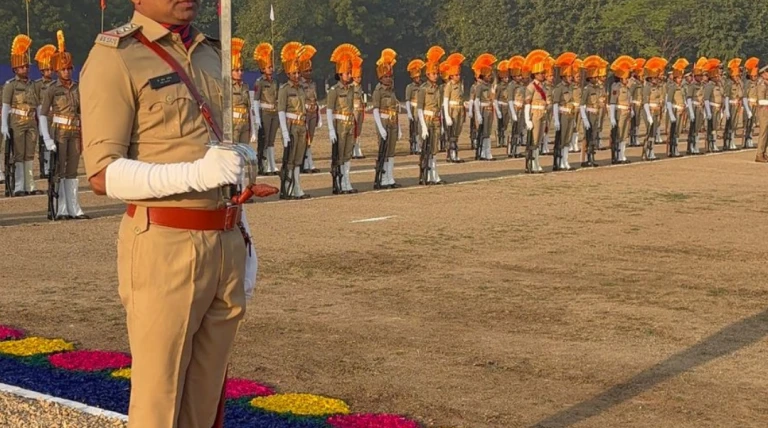 રાજકોટ રેન્જ આઈ.જી. અશોકકુમાર યાદવ દ્વારા મવડી પોલીસ હેડક્વાર્ટર ખાતે વાર્ષિક ઇન્સ્પેક્શન