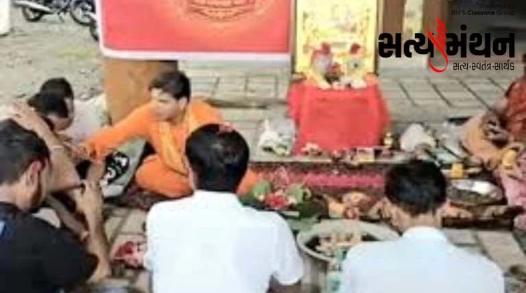ઉત્તરાખંડમાં ખડગેની રેલી પૂરી થયા બાદ રામલીલા મેદાનના શુધ્ધિકરણથી હોબાળો